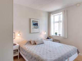 Apartment Gyta - 500m from the sea by Interhome - 1