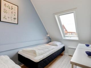 Apartment Majvi - 300m from the sea by Interhome - 3