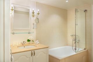 Schlössle Hotel - Small Luxury Hotels of the World - Tallinn - 3