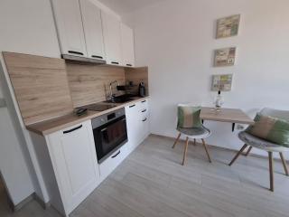 Sweet tiny house-central studio - 5