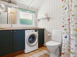 Holiday Home Dagmar - 300m from the sea by Interhome - 3
