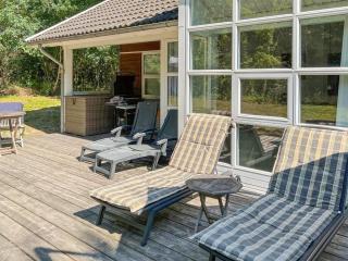 Holiday Home Axel - 1-2km from the sea by Interhome - 7