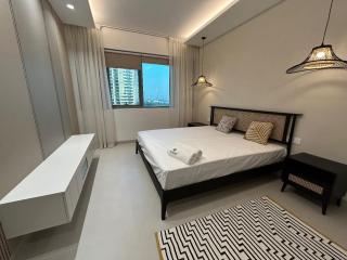 Elegant 2 Bhk Apartment in Dubai with Gym & swimming pool - 6