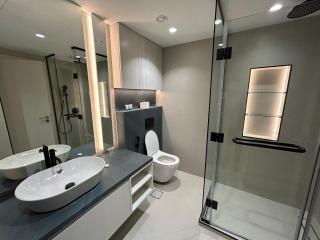 Elegant 2 Bhk Apartment in Dubai with Gym & swimming pool - 1