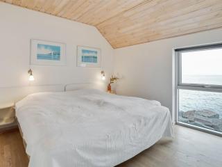 Holiday Home Otis - 10m from the sea by Interhome - 7