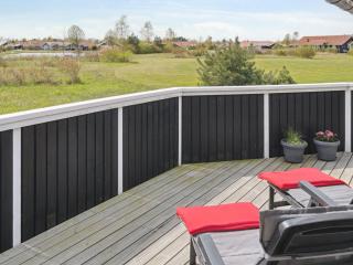 Holiday Home Swanhild - 900m from the sea by Interhome - 3