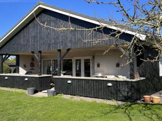 Holiday Home Annegret - 250m from the sea by Interhome - 0