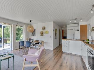 Holiday Home Edny - 210m from the sea by Interhome - 4