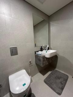 Chic 1 BHK Apt in Abu Dhabi , Radiant Viewz - 1