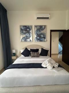 Beach Front 03 bedroom villa plus maid room - 2