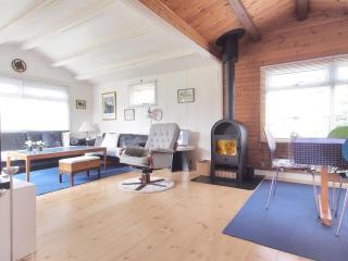 Holiday Home Aarno - 700m from the sea by Interhome - 6