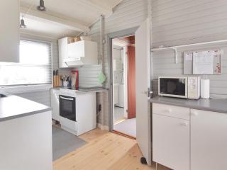Holiday Home Aarno - 700m from the sea by Interhome - 3