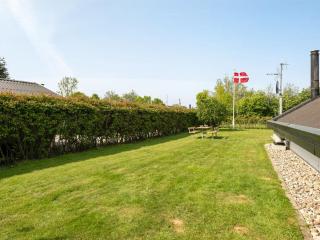Holiday Home Tican - 400m from the sea by Interhome - 5