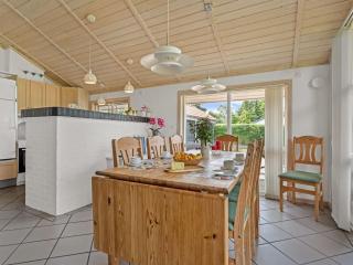 Holiday Home Egino - 1km from the sea by Interhome - 3