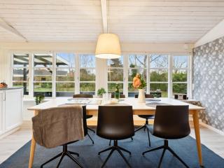 Holiday Home Mahalia - 300m from the sea by Interhome - 4