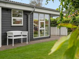 Holiday Home Gull - 150m from the sea by Interhome - 3