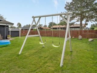 Holiday Home Gull - 150m from the sea by Interhome - 4