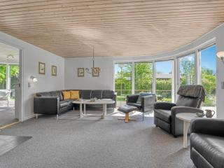 Holiday Home Lirita - 700m from the sea by Interhome - 5