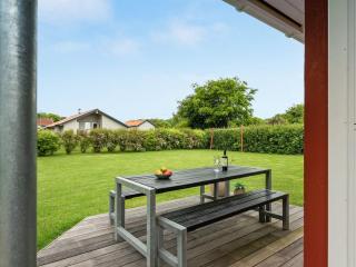 Holiday Home Annica - 150m from the sea by Interhome - 2