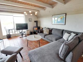 Holiday Home Sys - 500m from the sea by Interhome - 8