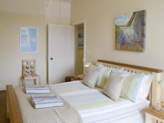Grosvenor Cottage - 3