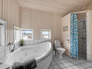 Holiday Home Ferdine - 1-5km from the sea by Interhome - 4