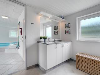 Holiday Home Alli - 800m from the sea by Interhome - 2