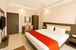 HOTEL SWARGADWAR GOLDEN SEA BEACH Near Bengali Market with Prime Location - Home town Inn & Suits - Best Hotel In Puri - 2