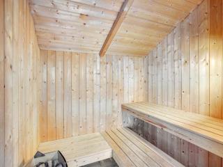 Holiday Home Emund - 900m from the sea by Interhome - 1