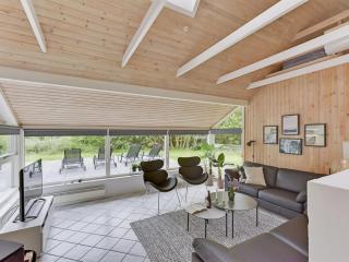 Holiday Home Ellanor - 1km from the sea by Interhome - 5