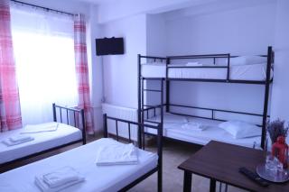 Taxi Hostel - 1