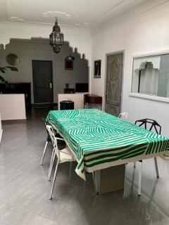Villa with Private Pool and Garden, Fast Wi-Fi - 2
