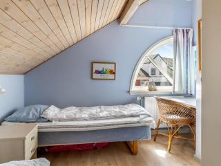 Apartment Nils - 2-3km from the sea by Interhome - 3