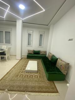Belle appartement tout neuf à mostaganem - Mostaganem - 8
