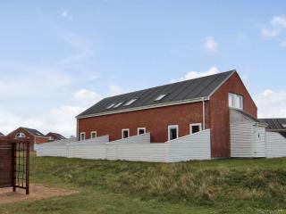 Apartment Mildred - 2-3km from the sea by Interhome - 2