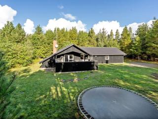 Holiday Home Jul - 900m from the sea by Interhome - 4