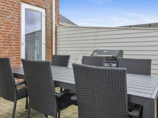 Apartment Héléne - 2-3km from the sea by Interhome - 4