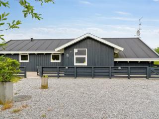 Holiday Home Spurv - 1-8km from the sea by Interhome - 8