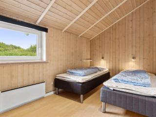 Holiday Home Spurv - 1-8km from the sea by Interhome - 2