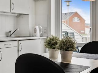 Apartment Aldora - 2-3km from the sea by Interhome - 2