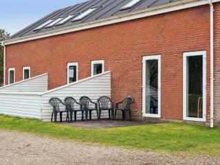 Apartment Aldora - 2-3km from the sea by Interhome - 6