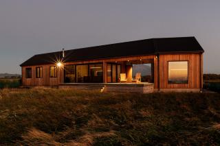 Seafront, Sauna, Architecture The Surf Nest Full House - 8