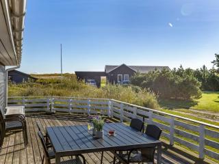 Holiday Home Aika - 500m from the sea by Interhome - 7