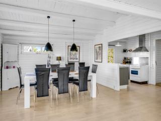 Holiday Home Aika - 500m from the sea by Interhome - 1