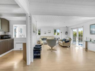 Holiday Home Aika - 500m from the sea by Interhome - 6