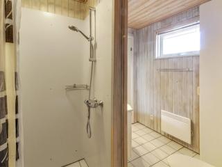 Holiday Home Reidar - 1km from the sea by Interhome - 1