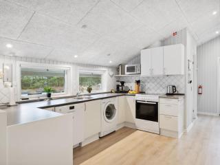 Holiday Home Keke - 2-5km from the sea by Interhome - 4