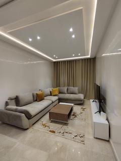 Rosa Luxury Apartment , Confort, Vue Dégagée , Parking Privé près du CFC - 9