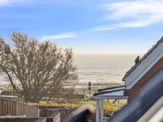 Holiday Home Harriette - 100m from the sea by Interhome - 1