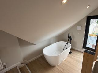 Fire Station View-Central-2 king beds-Brand new interior - 5